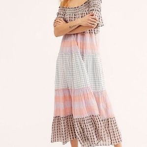 Free people maxi dress 👗